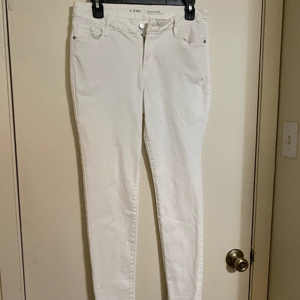 Old Navy White Jeans 6 Short Like New